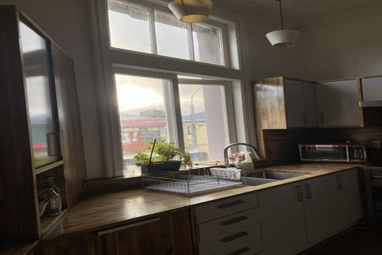 Photo of property in 10/1 Riddiford Street, Newtown, Wellington, 6021