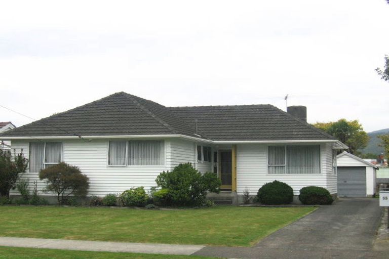 Photo of property in 55 Clyma Street, Elderslea, Upper Hutt, 5018