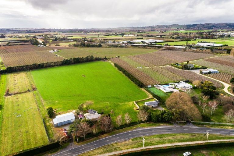 Photo of property in 43 Crosses Road, Havelock North, Hastings, 4172