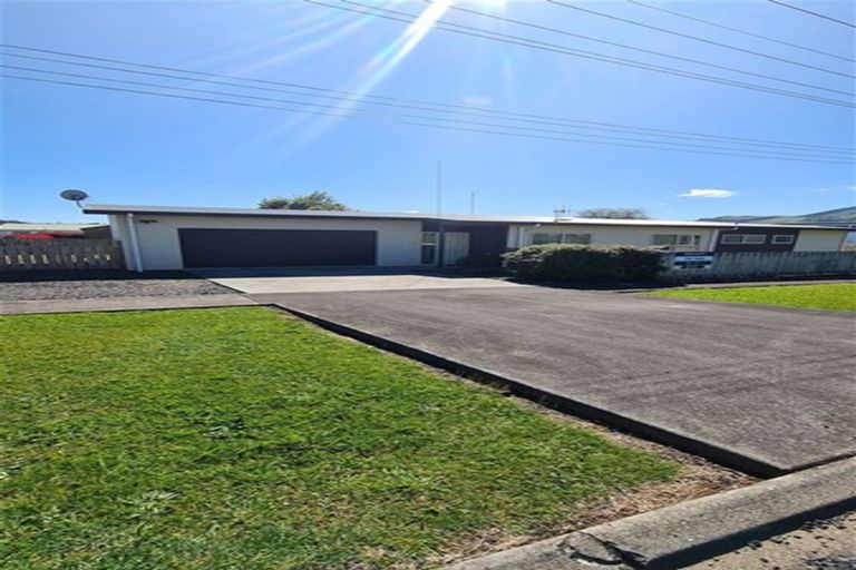 Photo of property in 28 Corbett Street, Paeroa, 3600