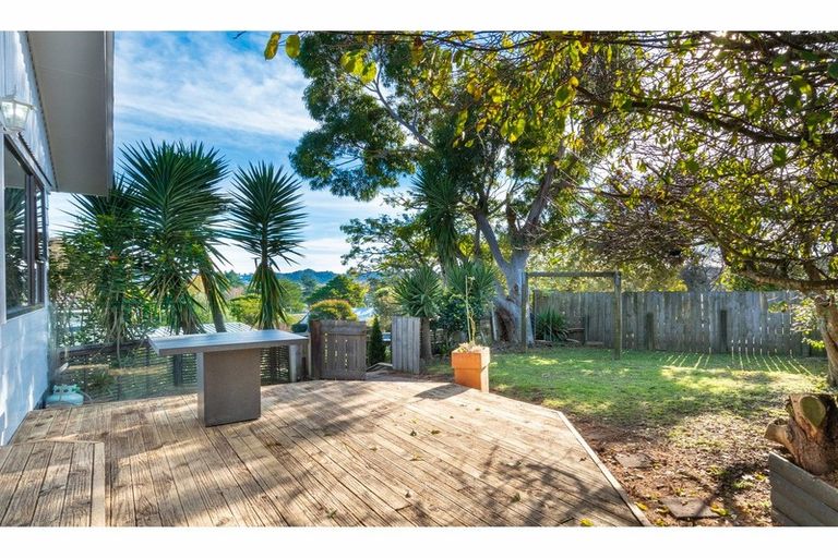 Photo of property in 4 Kellett Road, Ranui, Auckland, 0612