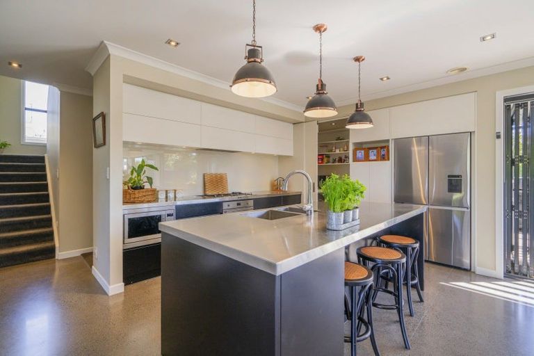 Photo of property in 14 Leeward Drive, Whitianga, 3510