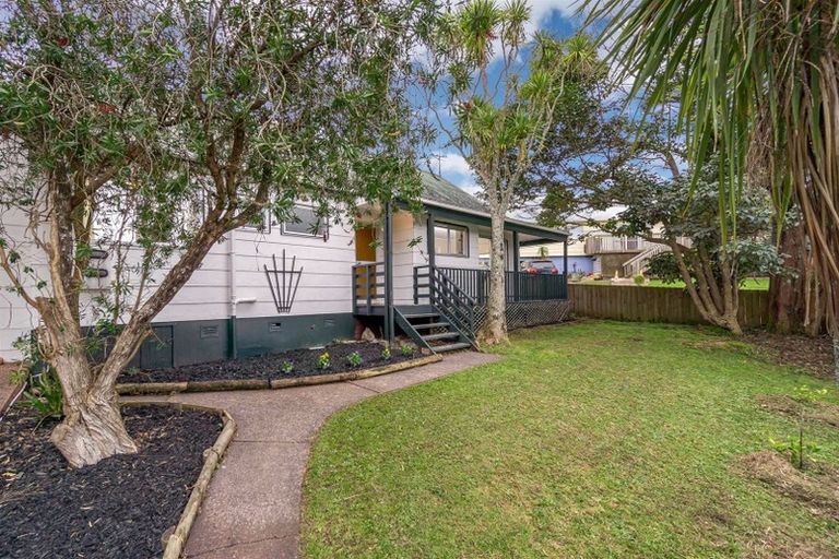 Photo of property in 4 Foley Place, Torbay, Auckland, 0632