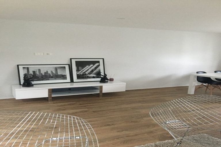 Photo of property in 8/19 Ruakiwi Road, Hamilton Lake, Hamilton, 3204