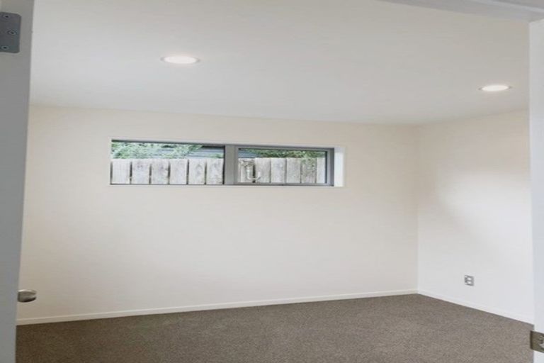 Photo of property in 127 Moire Road, West Harbour, Auckland, 0618
