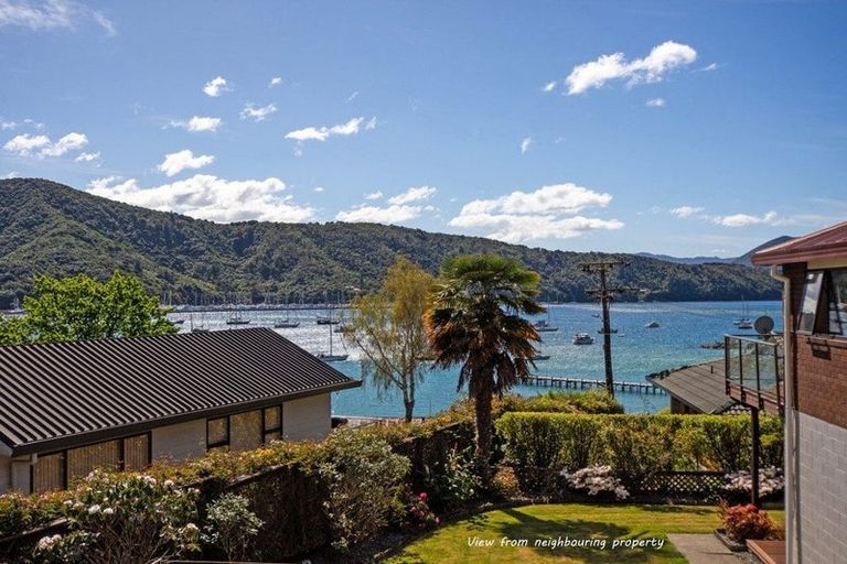 Photo of property in 14 Finlay Grove, Waikawa, Picton, 7220