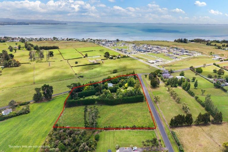 Photo of property in 23 Wharf Road, Clarks Beach, Pukekohe, 2679