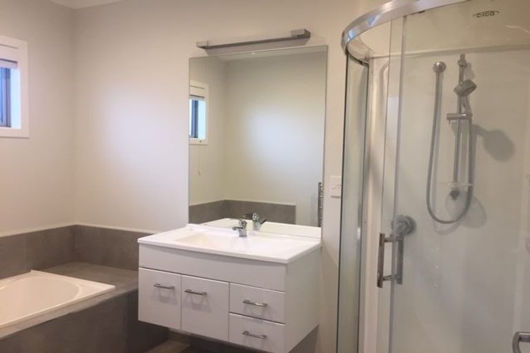 Photo of property in 37 Waimakariri Drive, Te Awa, Napier, 4110