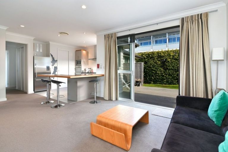 Photo of property in 56 Grovenor Drive, Orewa, 0931