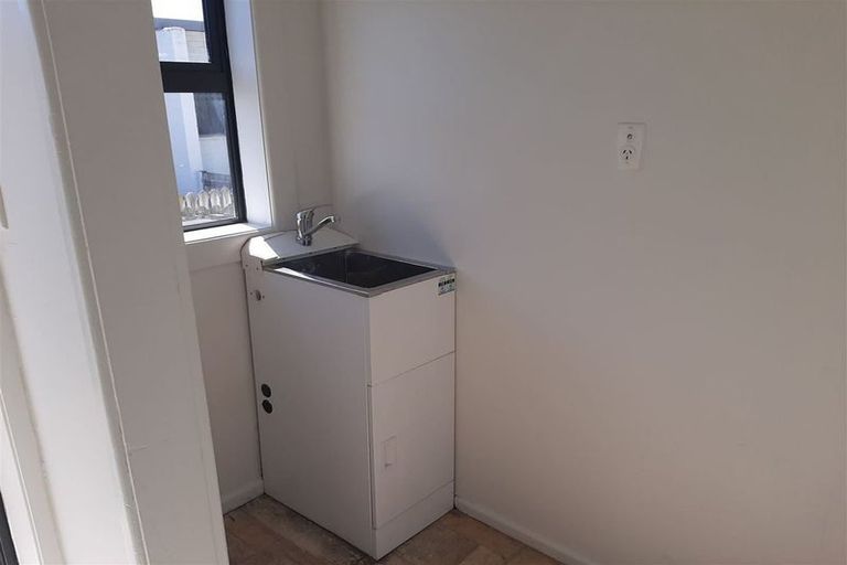 Photo of property in 5 Nogat Avenue, Papatoetoe, Auckland, 2024