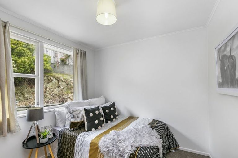 Photo of property in 7 Camrose Grove, Kingston, Wellington, 6021