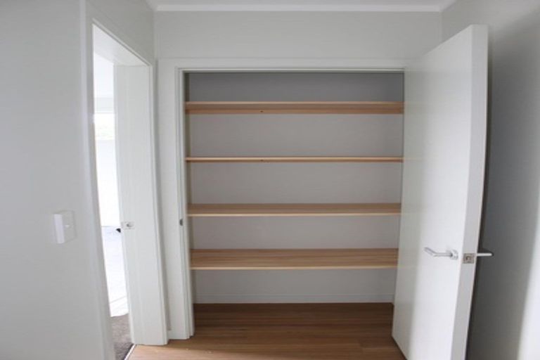 Photo of property in 38b Emerald Hill Drive, Birchville, Upper Hutt, 5018