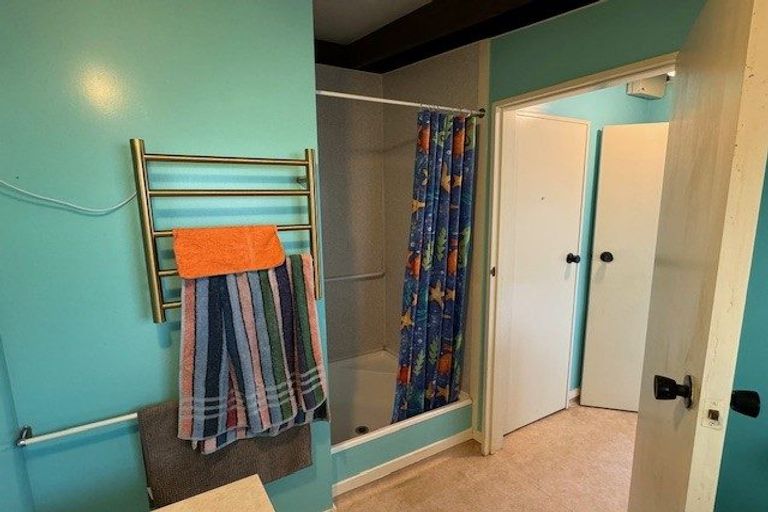 Photo of property in 2/58 Marlow Road, Aranui, Christchurch, 8061