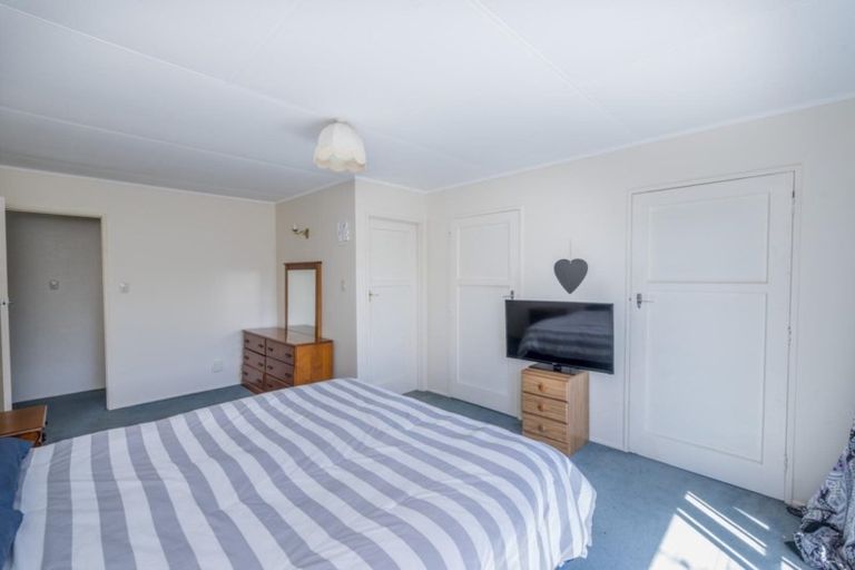 Photo of property in 46a Eatwell Avenue, Paraparaumu Beach, Paraparaumu, 5032