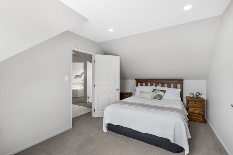 Photo of property in 30 Glasnevin Drive, Casebrook, Christchurch, 8051