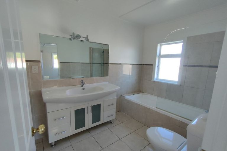 Photo of property in 22 Northboro Road, Hauraki, Auckland, 0622