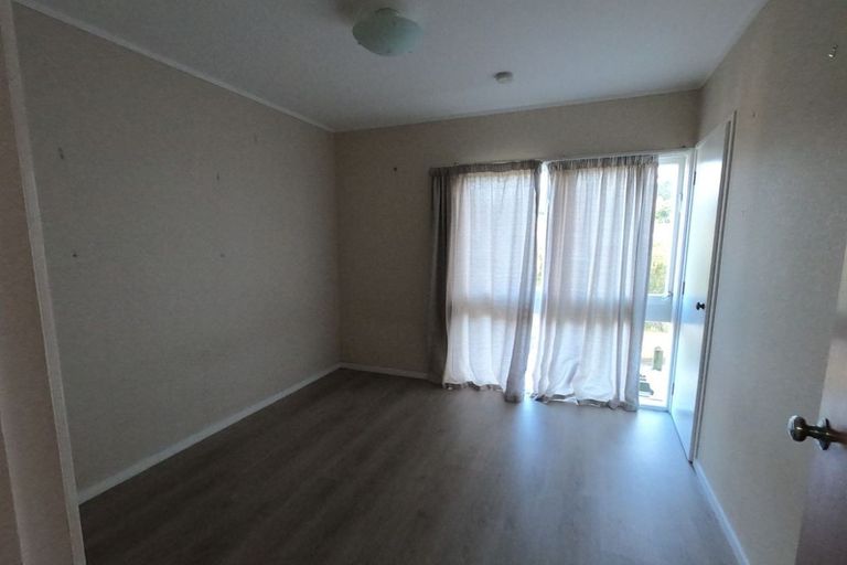 Photo of property in 15 Gretel Place, Hillcrest, Auckland, 0627