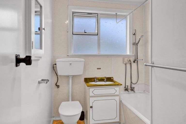 Photo of property in 277 South Road, Hawera, 4610