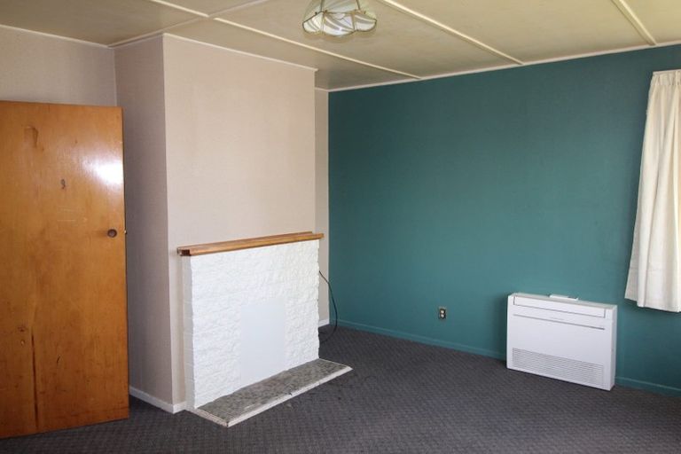 Photo of property in 46 Jenkin Street, Strathern, Invercargill, 9812