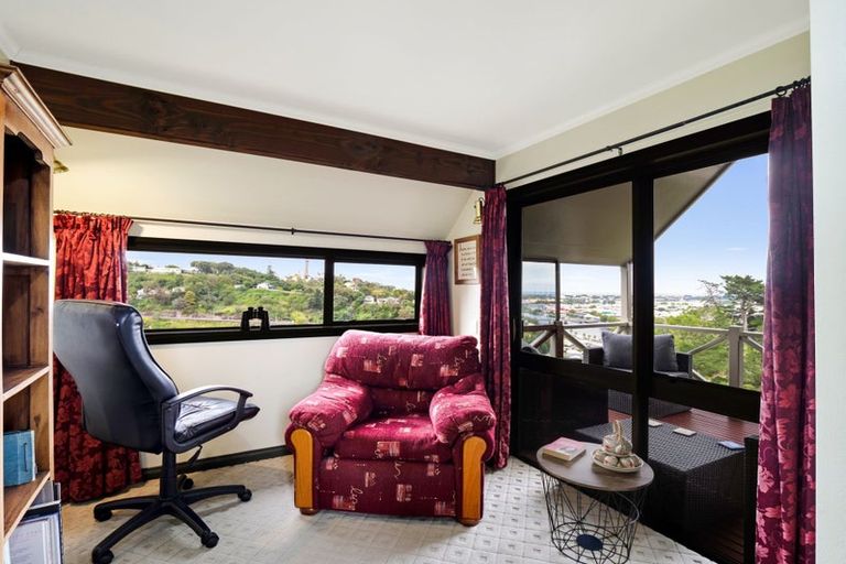 Photo of property in 22 Shakespeare Road, Bastia Hill, Whanganui, 4500