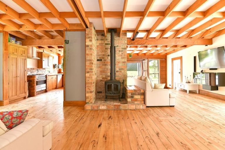 Photo of property in Burke Road, Makarau, Kaukapakapa, 0984