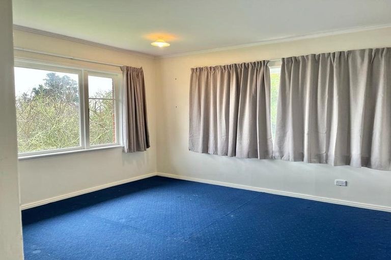 Photo of property in 4 Islington Avenue, New Lynn, Auckland, 0600