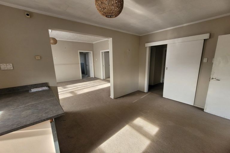 Photo of property in 136 Russell Street, Westport, 7825