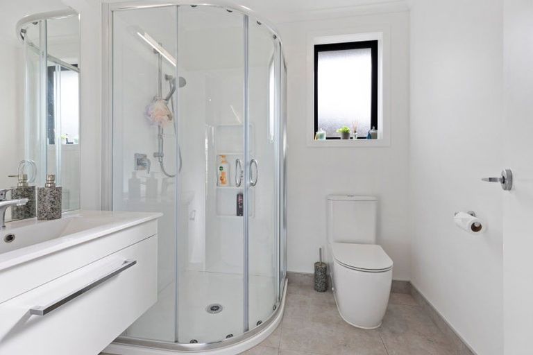 Photo of property in 25 Whakaturou Crescent, Pyes Pa, Tauranga, 3112