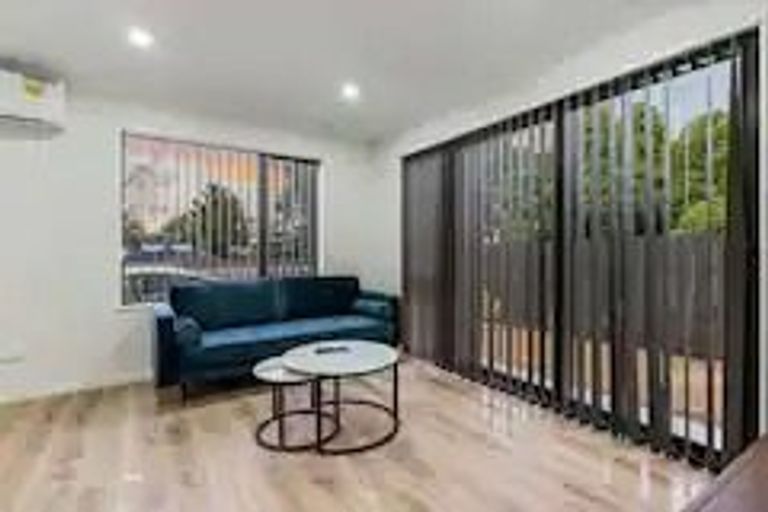 Photo of property in 18b Jupiter Street, Rosehill, Papakura, 2113