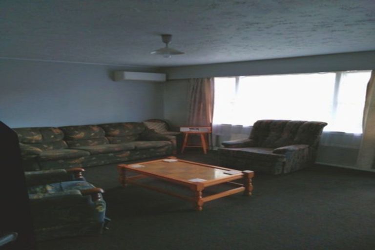 Photo of property in 4/64 Elizabeth Street, Riccarton, Christchurch, 8041