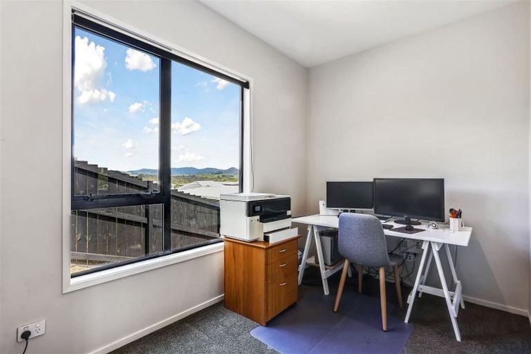 Photo of property in 32 Northcoast Place, Mangawhai Heads, Mangawhai, 0505