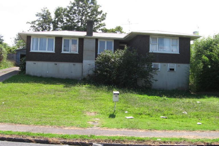 Photo of property in 14 Trojan Crescent, New Lynn, Auckland, 0600