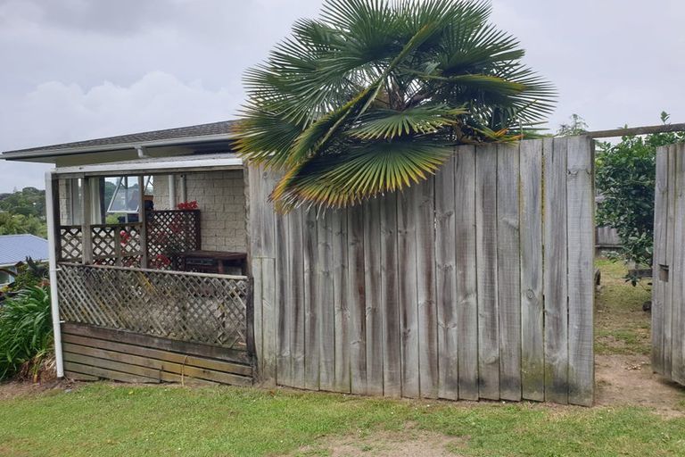 Photo of property in 1/84 Stredwick Drive, Torbay, Auckland, 0630