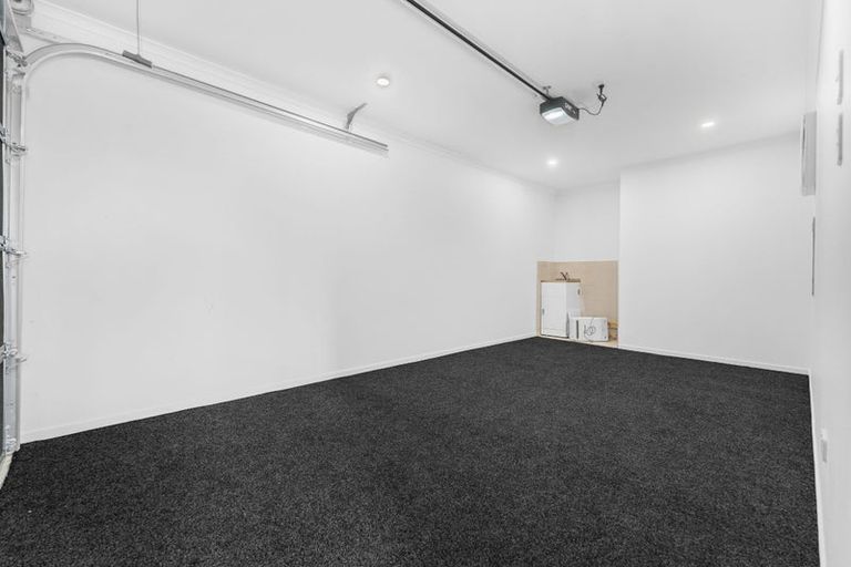 Photo of property in 8 Gardiner Grove, Mangere East, Auckland, 2024