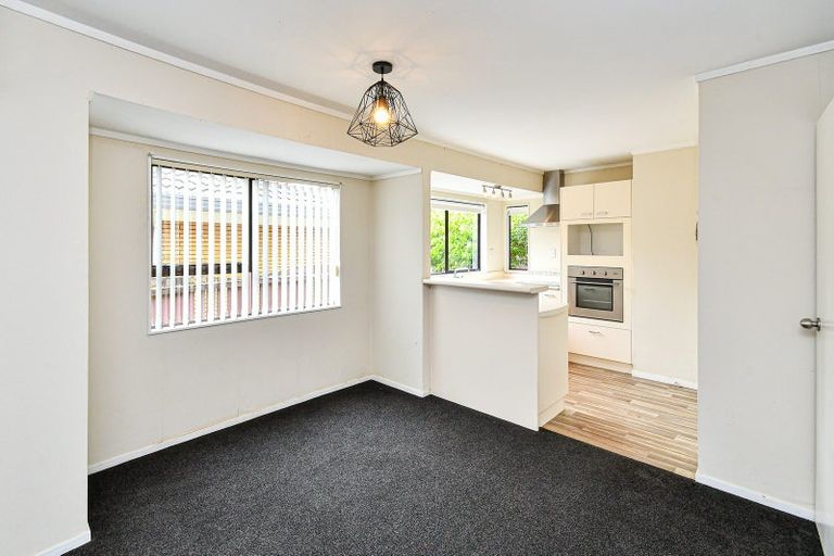 Photo of property in 2a Duke Street, Papakura, 2110
