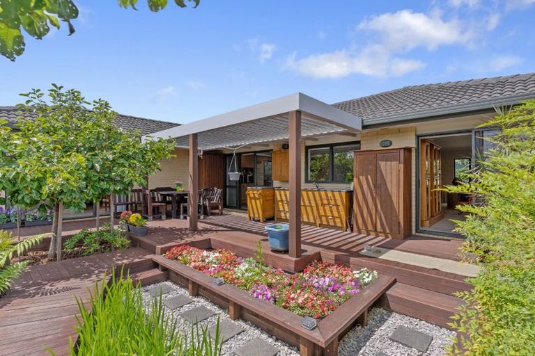 Photo of property in 9 Mohill Place, East Tamaki Heights, Auckland, 2016