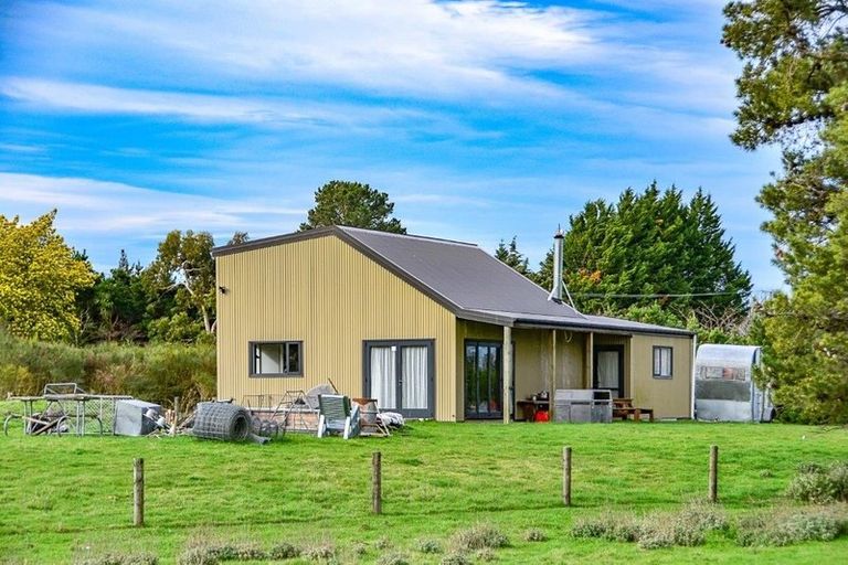 Photo of property in 3127 Coaltrack Road, Coalgate, 7673