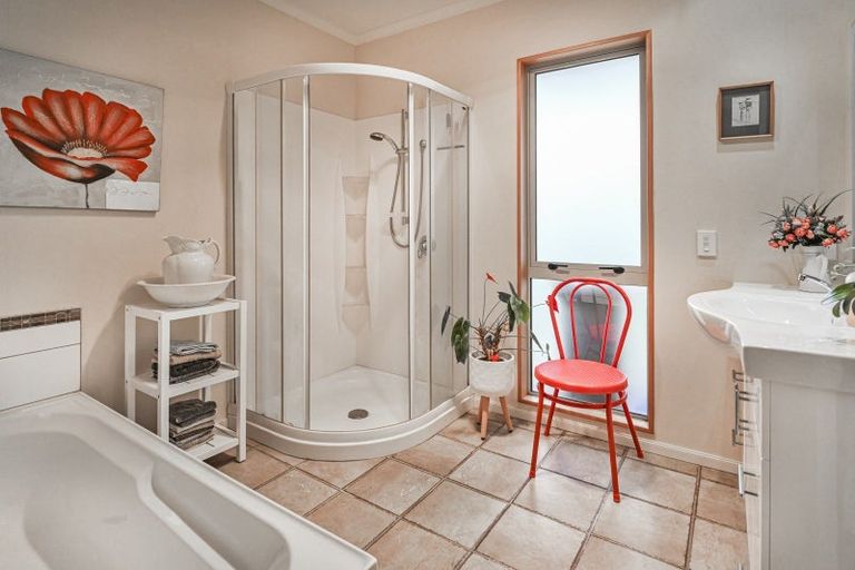 Photo of property in 22 Sheehan Street, Bay View, Napier, 4104