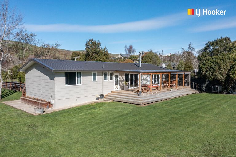 Photo of property in 5 Snowdon Street, Allanton, Mosgiel, 9092