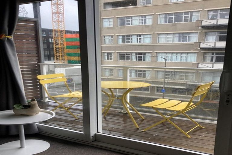 Photo of property in The Peak Apartments, 406/170 Taranaki Street, Te Aro, Wellington, 6011