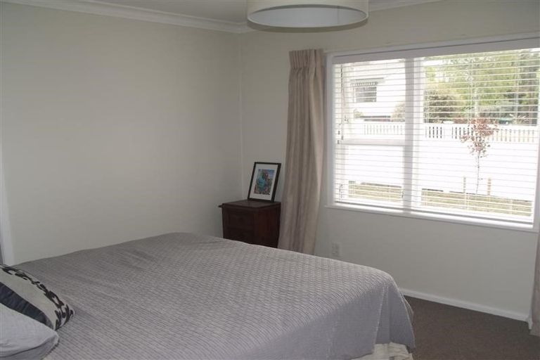Photo of property in 2 Lovat Street, Havelock North, 4130