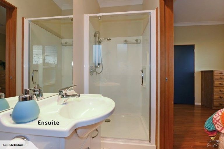 Photo of property in 54 Athlone Crescent, Avalon, Lower Hutt, 5011