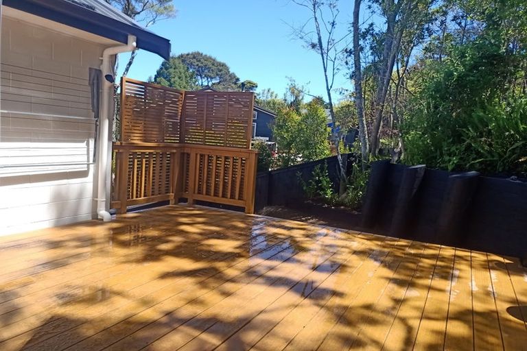 Photo of property in 39a Tui Glen Road, Birkenhead, Auckland, 0626