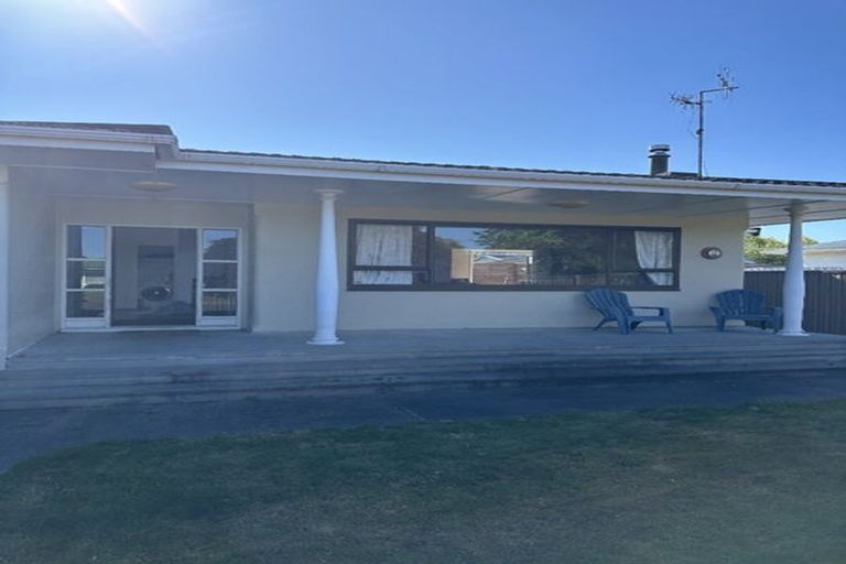 Photo of property in 13 Cambridge Terrace, Taradale, Napier, 4112