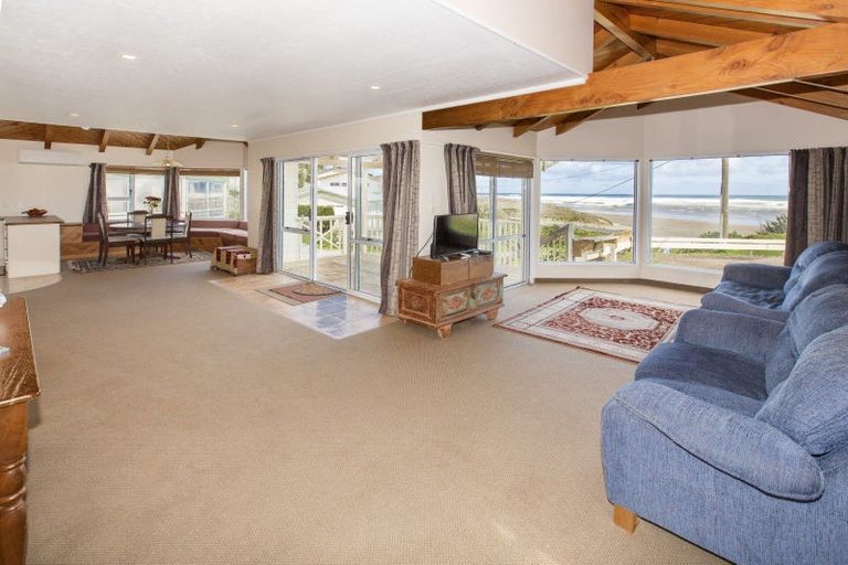 Photo of property in 1 Ocean Close, Te Kopuru, Dargaville, 0371