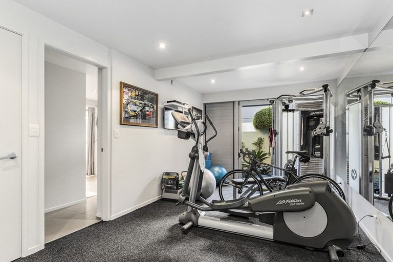 Photo of property in 36 Marine Parade, Mount Maunganui, 3116