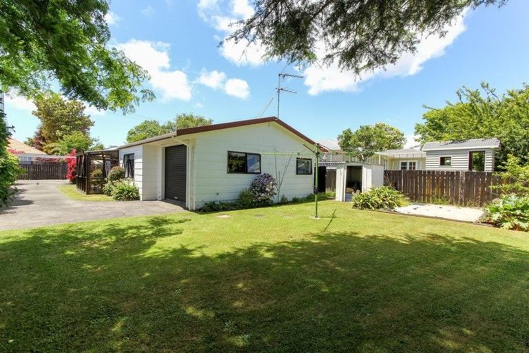 Photo of property in 23h Wallath Road, Westown, New Plymouth, 4310