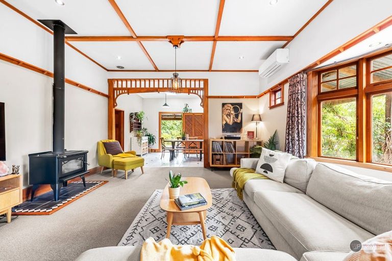 Photo of property in 6 Prouse Grove, Silverstream, Upper Hutt, 5019