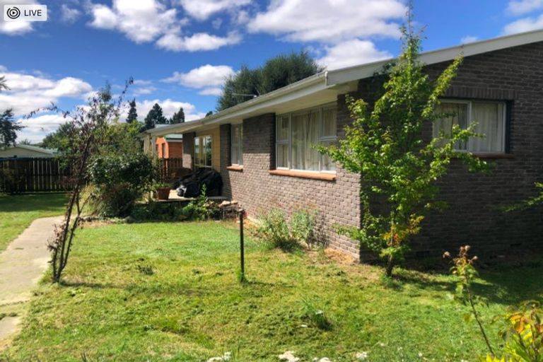 Photo of property in 2 Park Lane, Omarama, 9412