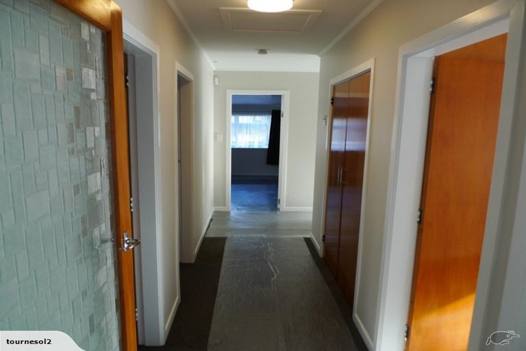 Photo of property in 15 Moselle Street, Island Bay, Wellington, 6023